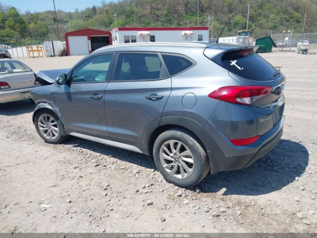 KM8J3CA41HU422745 Hyundai TUCSON SE