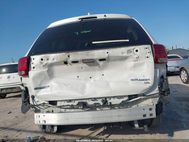 JA4AD3A36HZ032374 Mitsubishi Outlander Sel