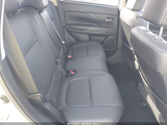 JA4AD3A36HZ032374 Mitsubishi Outlander Sel