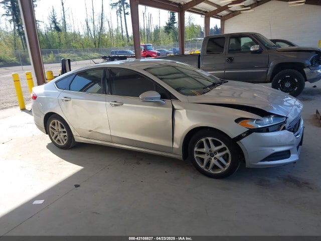 3FA6P0H74FR138484 Ford FUSION SE