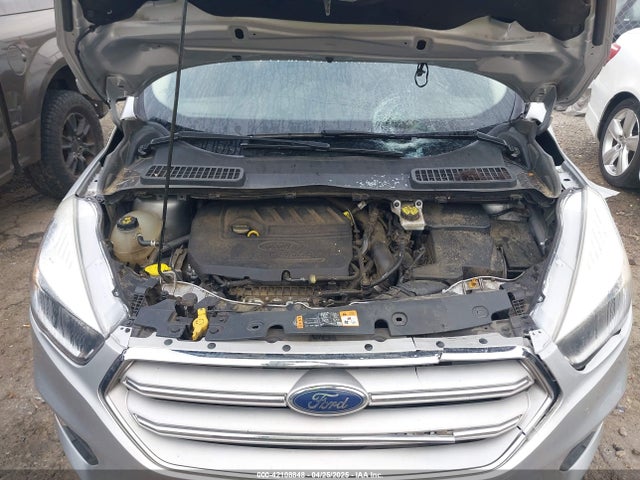 1FMCU0GD4JUD54233 Ford ESCAPE SE