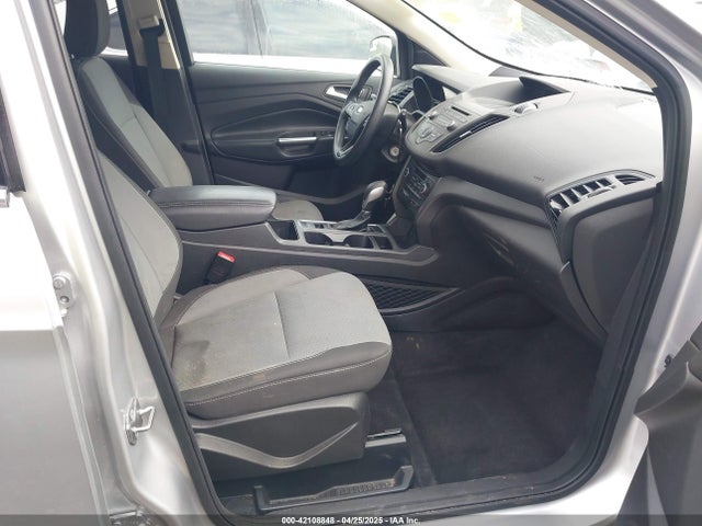1FMCU0GD4JUD54233 Ford ESCAPE SE