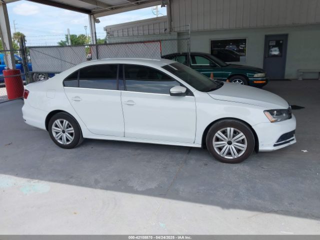 3VW2B7AJ8HM274085 Volkswagen Jetta 1.4t S
