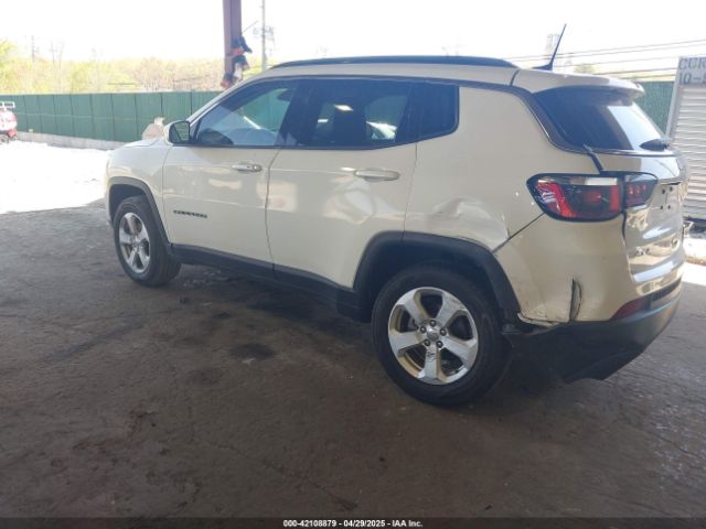 3C4NJDBB3KT654263 Jeep Compass Latitude 4x4