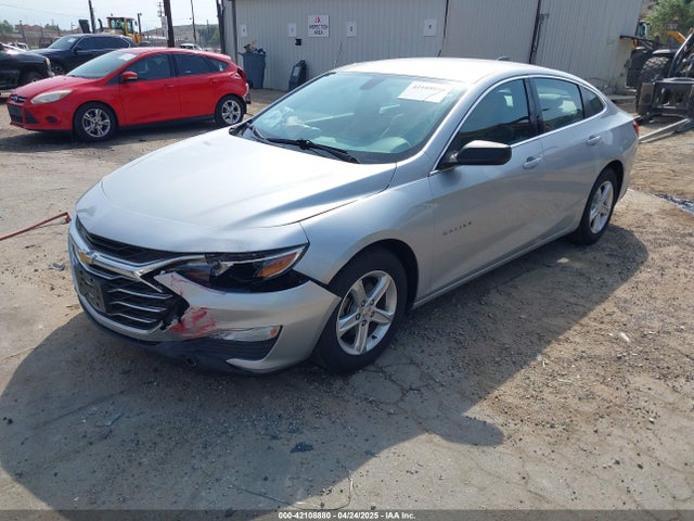 1G1ZC5ST7KF184946 Chevrolet Malibu 1fl
