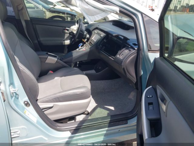 JTDKN3DU9E1800919 Toyota Prius Four
