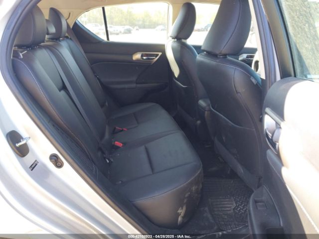 JTHKD5BH0E2189479 Lexus CT 200H