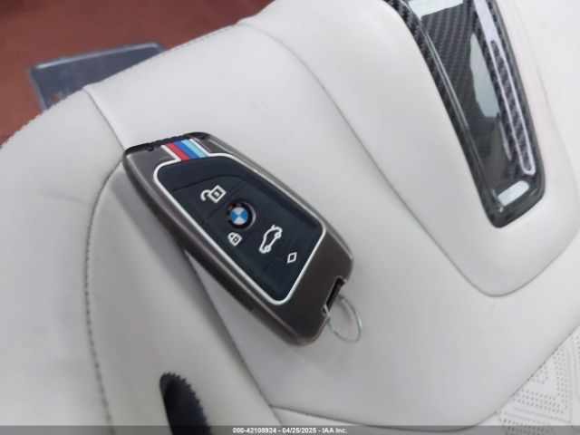 2022 BMW M8 WBSAE0C05NCJ03995 Photo 10