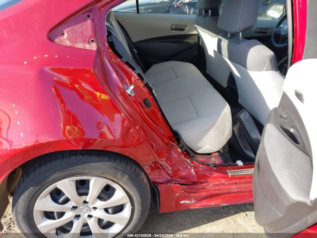 JTDEPMAEXNJ203272 Toyota COROLLA LE