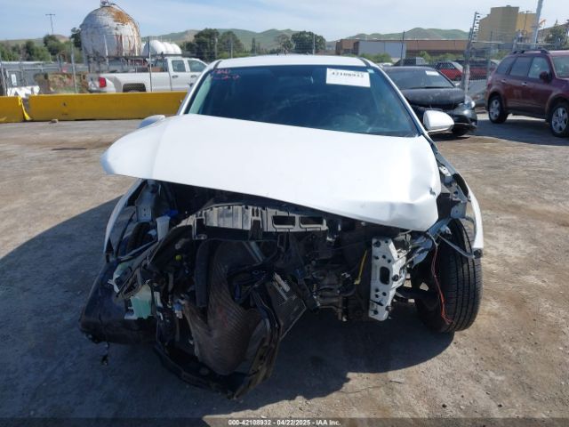 3KPC24A39KE038716 Hyundai Accent Sel