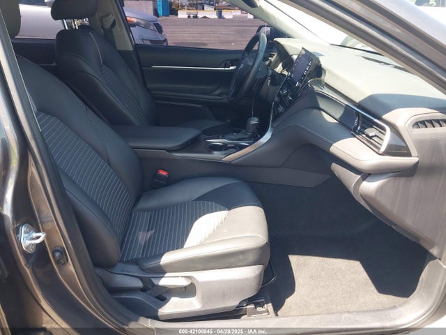 4T1T11AK3PU803786 Toyota CAMRY SE
