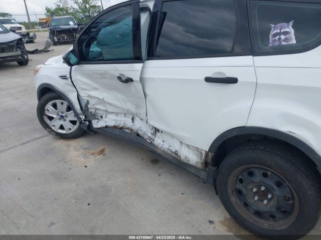 1FMCU0F78FUC61539 Ford ESCAPE S