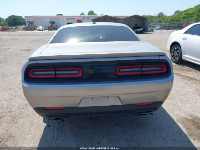2C3CDZBT4HH548723 Dodge Challenger R/t