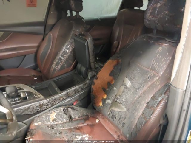 WA1LHAF72JD027463 Audi Q7 2.0t Premium