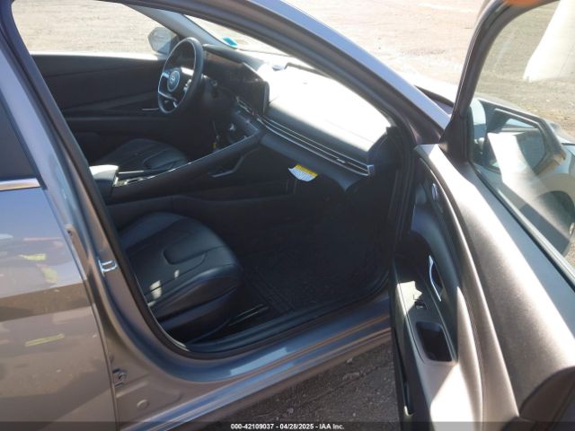 KMHLP4AG5PU371438 Hyundai Elantra Limited