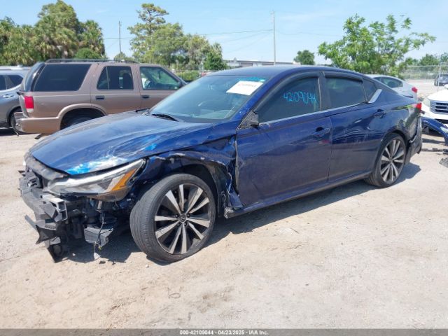 1N4BL4CV2KC137950 Nissan Altima 2.5 Sr
