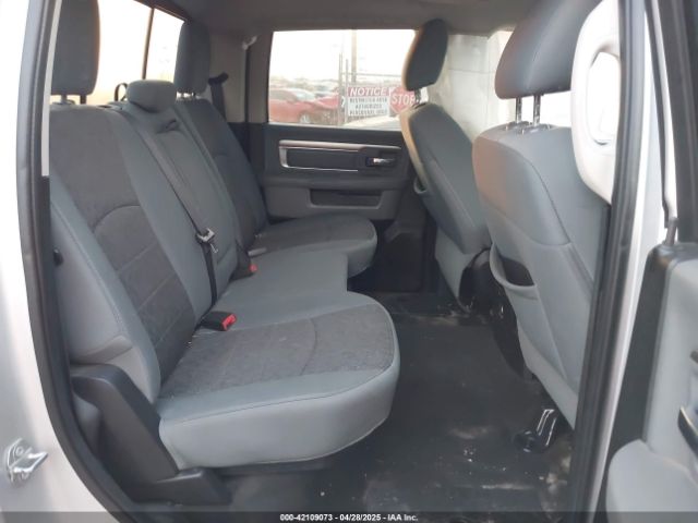 1C6RR7LT7GS235576 RAM 1500 Slt