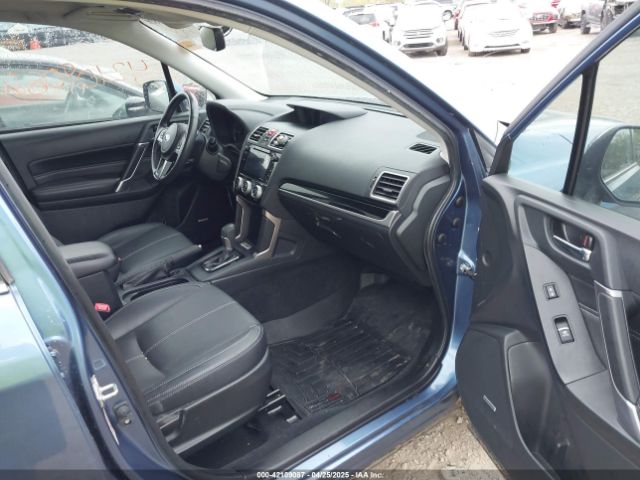 JF2SJAWC4HH803275 Subaru Forester 2.5i Touring
