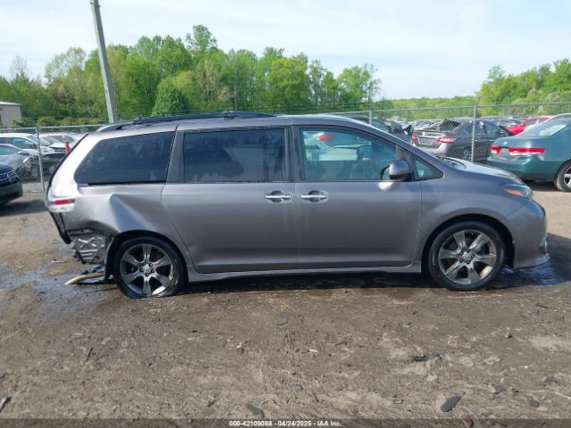 5TDXK3DC5FS640306 Toyota Sienna Se 8 Passenger