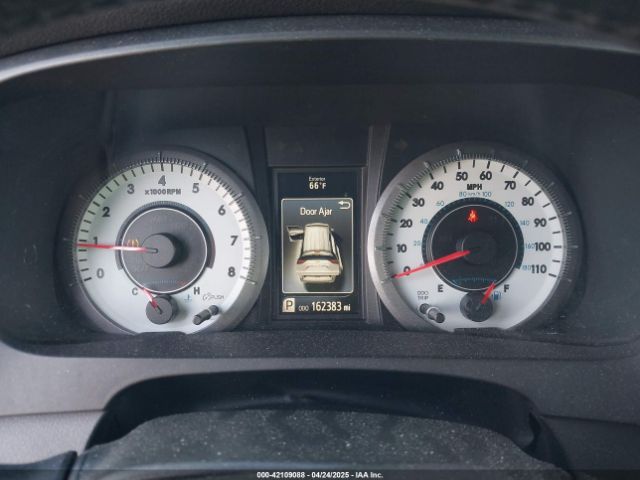 5TDXK3DC5FS640306 Toyota Sienna Se 8 Passenger