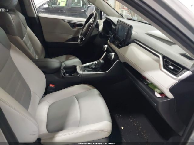 JTMA1RFV3MD075296 Toyota Rav4 Xle Premium