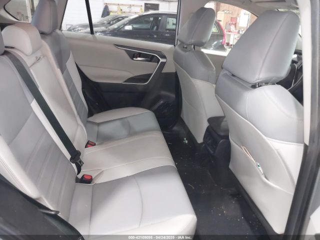JTMA1RFV3MD075296 Toyota Rav4 Xle Premium