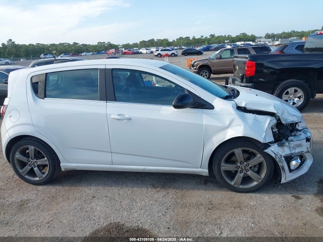 1G1JG6SB2F4185485 Chevrolet Sonic Rs Auto