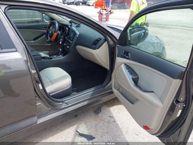 5XXGM4A70EG333102 KIA Optima Lx