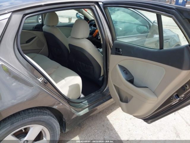 5XXGM4A70EG333102 KIA Optima Lx
