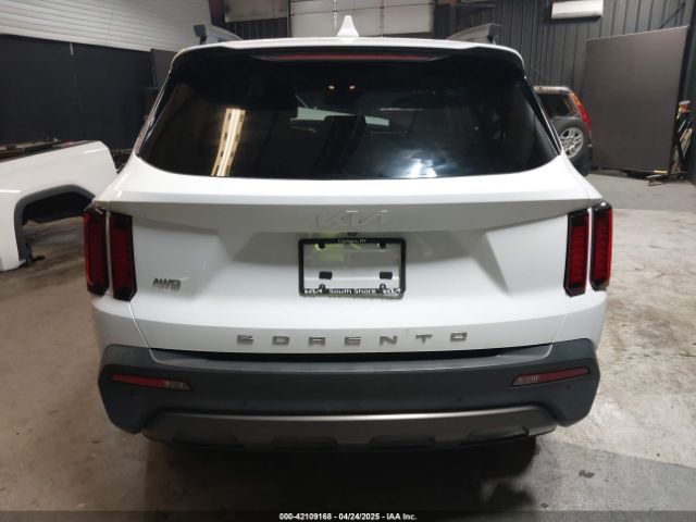 5XYRLDLC9NG118254 KIA Sorento X-line S