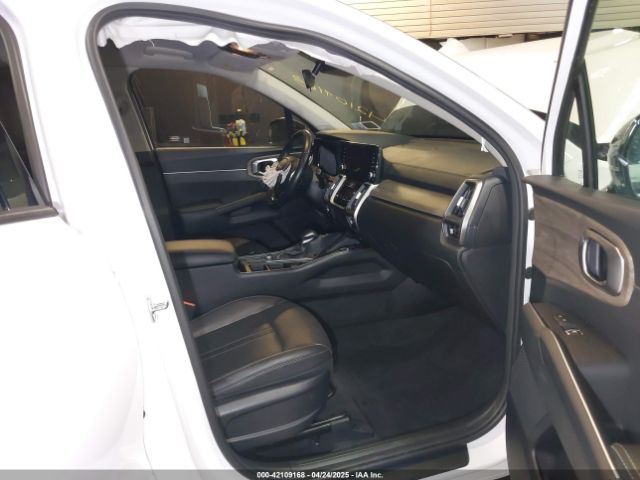5XYRLDLC9NG118254 KIA Sorento X-line S