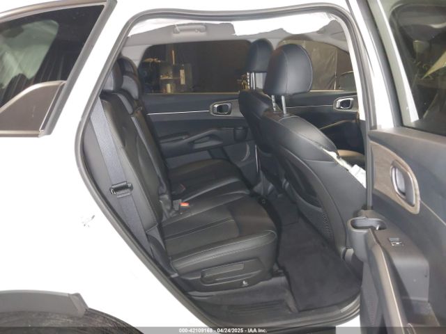 5XYRLDLC9NG118254 KIA Sorento X-line S