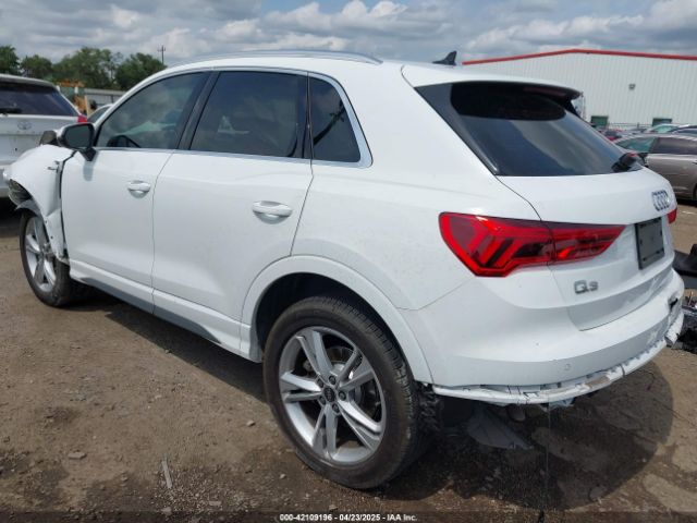 2022 AUDI Q3 WA1EECF31N1033739 Photo 2