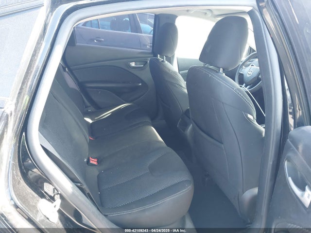1C3CDFBAXGD652531 Dodge DART SXT