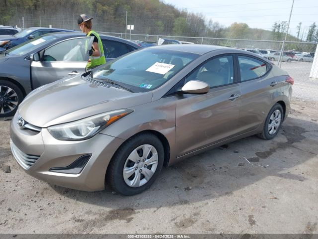 5NPDH4AE9GH698374 Hyundai ELANTRA SE