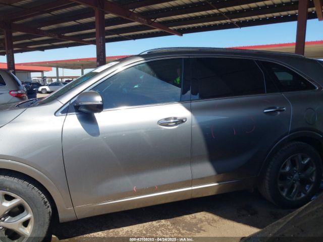 5XYPK4A56GG187081 KIA Sorento 3.3l Sx