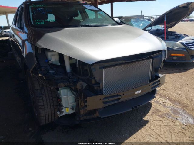 5XYPK4A56GG187081 KIA Sorento 3.3l Sx