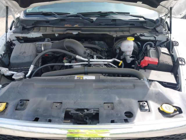 1C6RR7KT7MS572861 RAM 1500 Classic Tradesman  4x4 5'7 Box