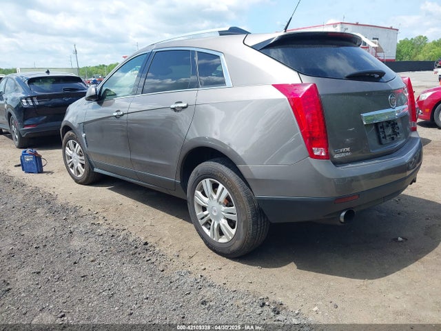 2011 CADILLAC SRX 3GYFNAEY3BS583881 Photo 2