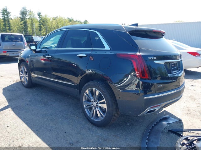 2025 CADILLAC XT5 1GYKNDR46SZ102077 Photo 2