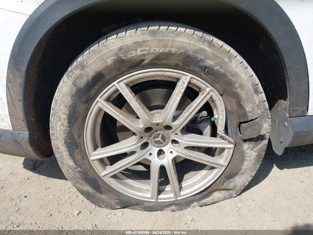 W1NKM4HB1PU016858 Mercedes-Benz m254