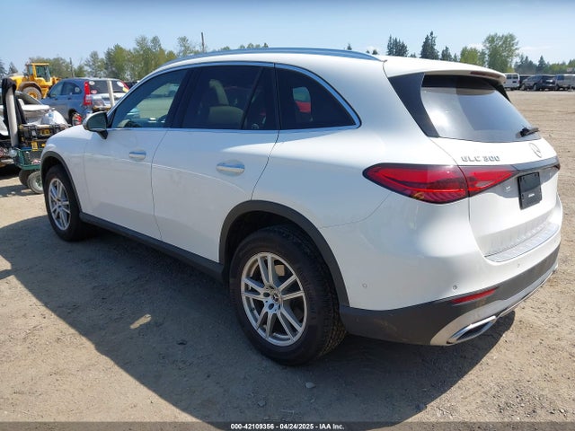 W1NKM4HB1PU016858 Mercedes-Benz m254