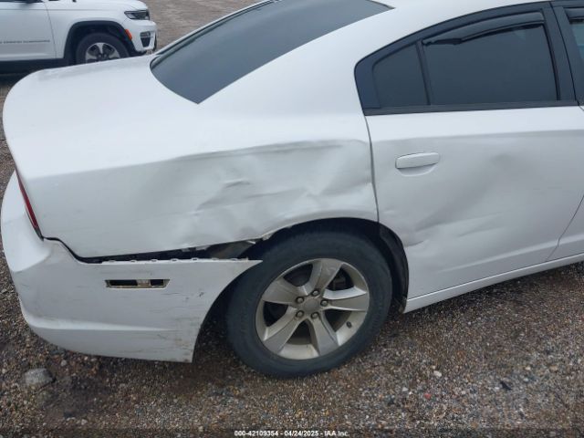2C3CDXBG5EH277920 Dodge Charger Se