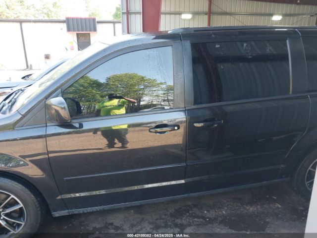 2C4RDGEG6HR672401 Dodge Grand Caravan Gt