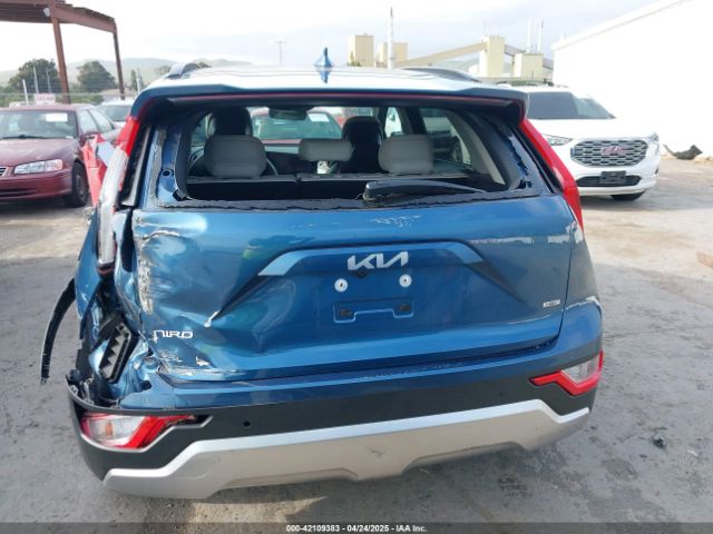 KNDCR3LE7P5090577 KIA NIRO EX