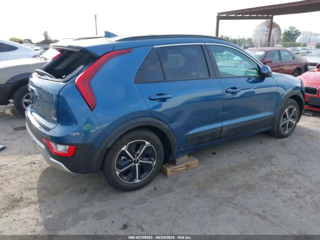 KNDCR3LE7P5090577 KIA NIRO EX