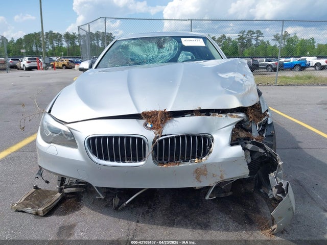 BMW 535i Xdrive 2016 WBA5B3C56GG253766 Image 13