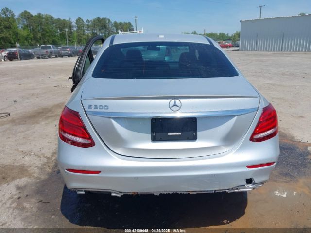 WDDZF4JB6HA157444 Mercedes-Benz E 300