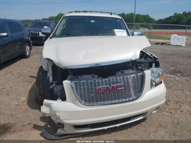 1GKS2KE7XER143873 GMC Yukon Xl 1500 Slt