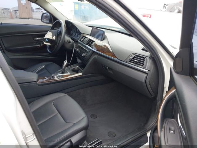 WBA3B1G59FNT06265 BMW 320i